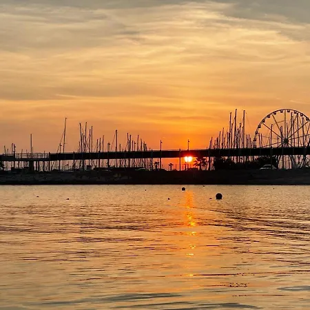 Surfer's Paradise Apartamento
